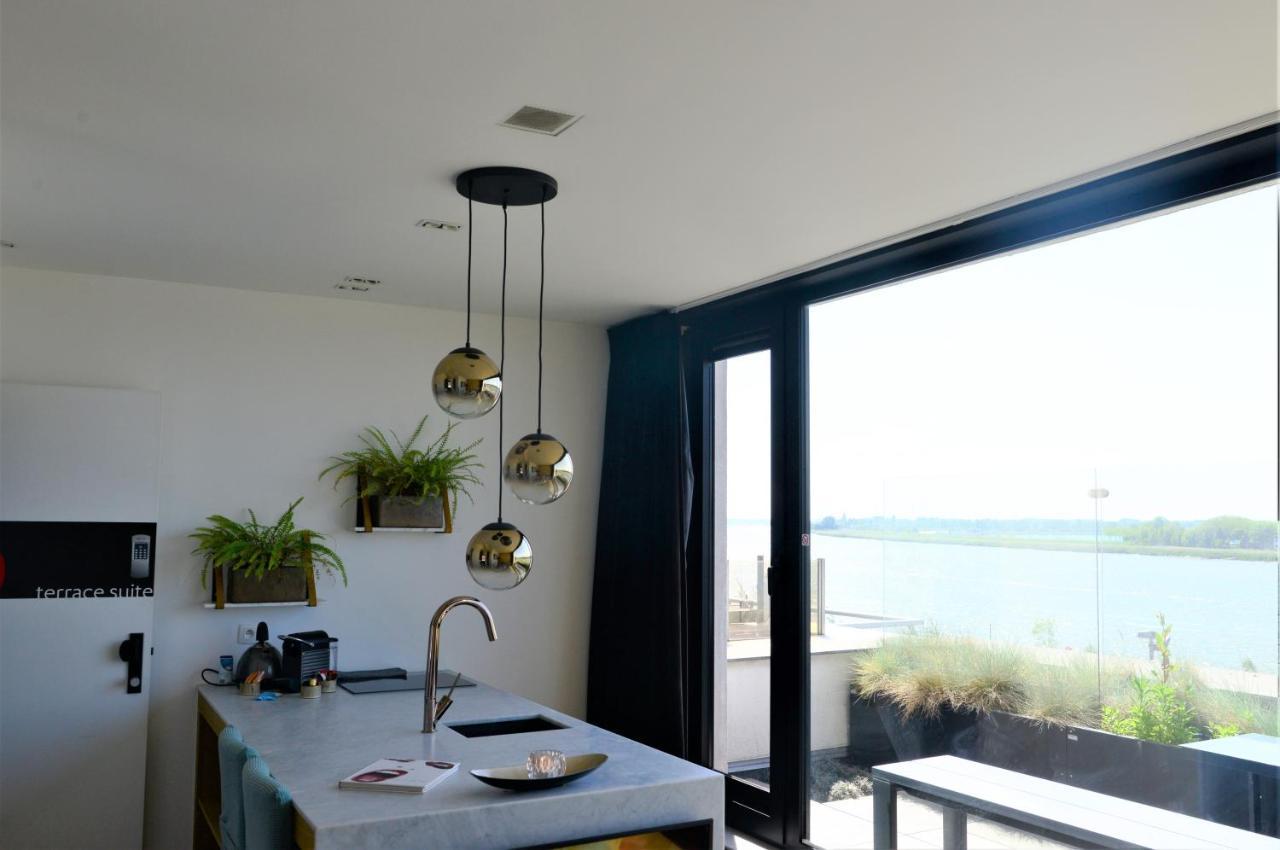 Kaai11 - Lofts & Suites With A View Antwerp Exterior photo